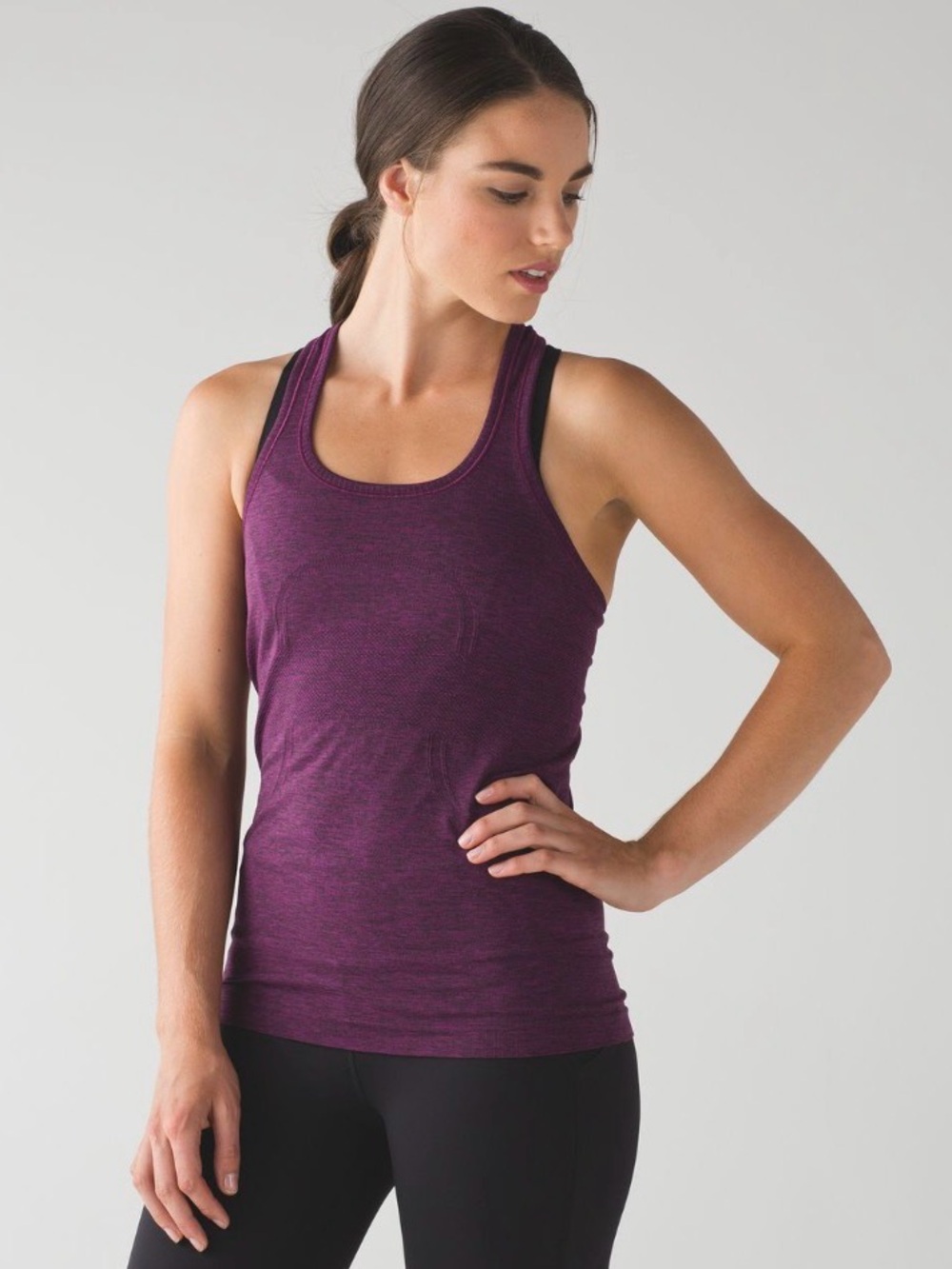 Lululemon Swiftly Tech Racerback Black / Chilled Grape size 4